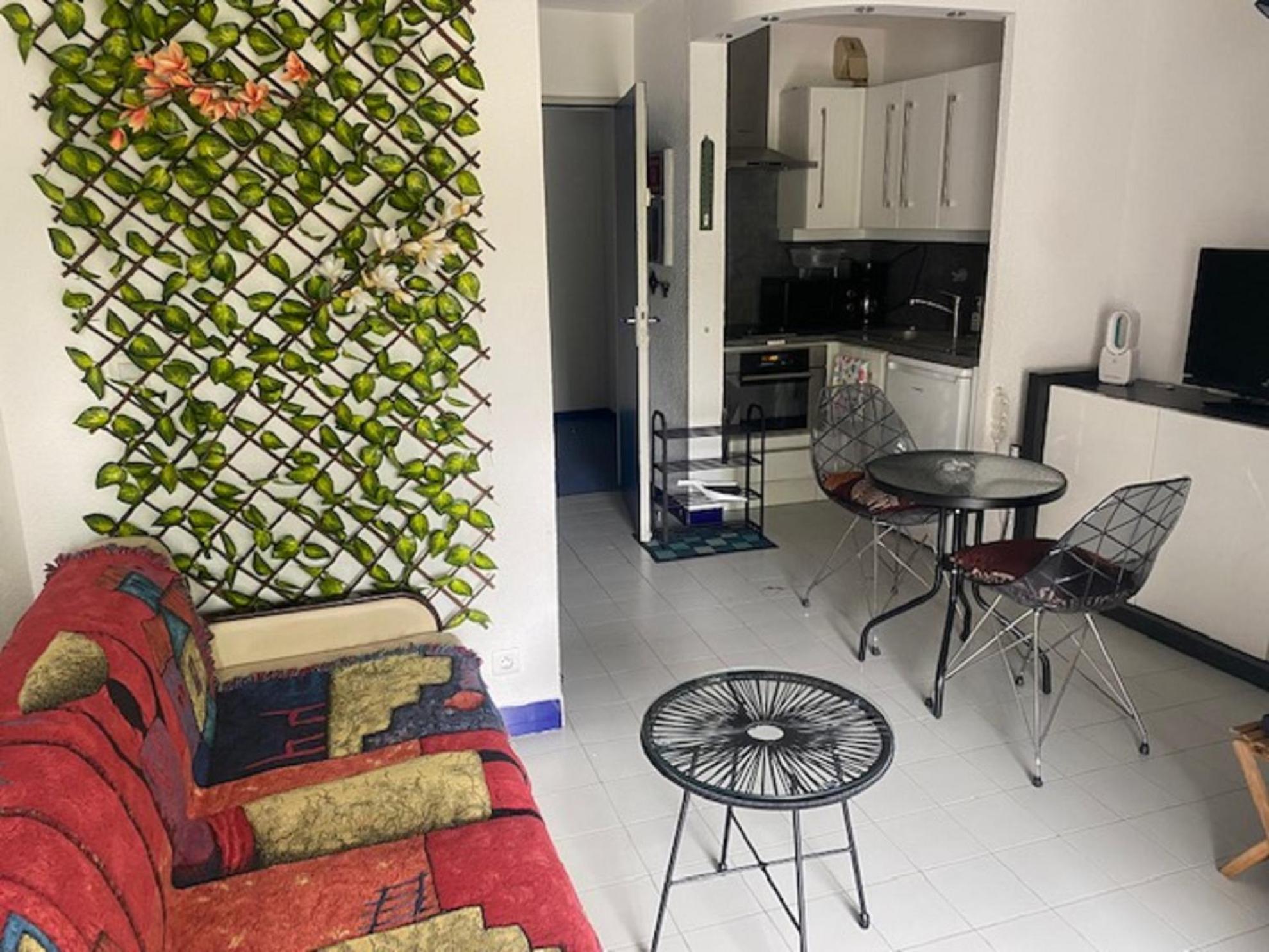 Vittoria Immobilier 2 -Reglement Sur Place - Cheques Vacances Acceptes Ла Гранде-Моте Стая снимка